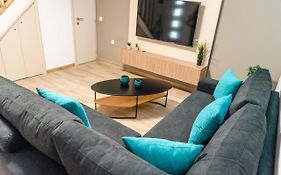 Elegant Decorated House In Heraklion